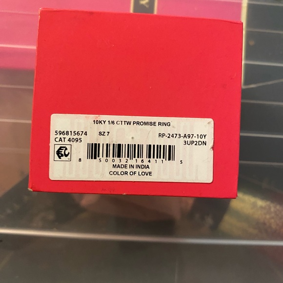 COPY - Real diamond ring ,  10k gold - Picture 9 of 9